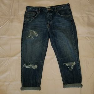 Forever 21 distressed boyfriend jeans